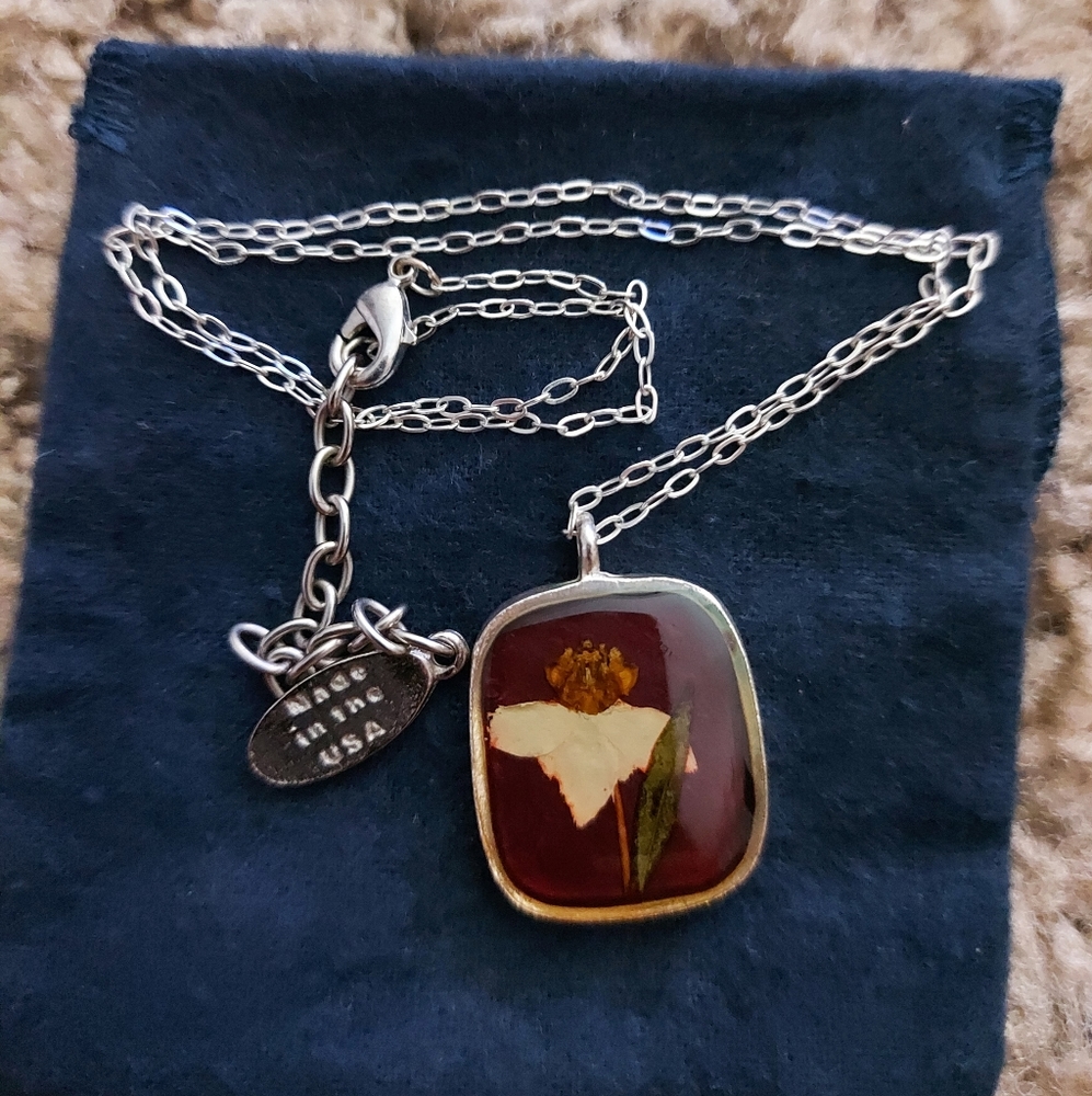 SHARI DIXON Necklace Flower Preserved in Resin Silver Plate 11.5" Length